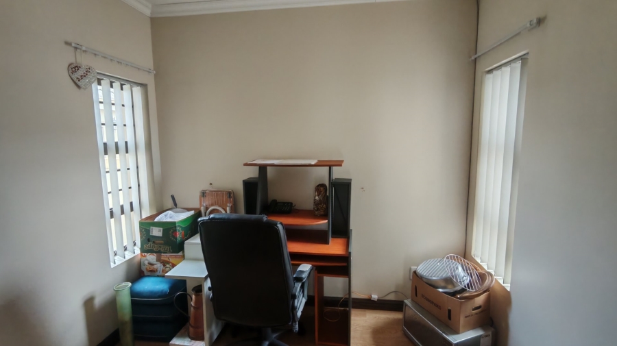 2 Bedroom Property for Sale in Blue Mountain Village Western Cape